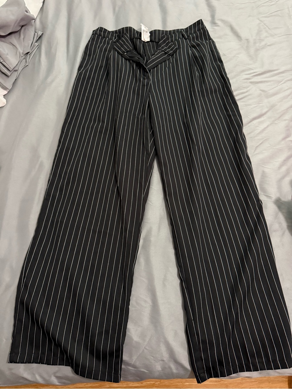 SHEIN Black Pinstripe Wide-Leg Trousers